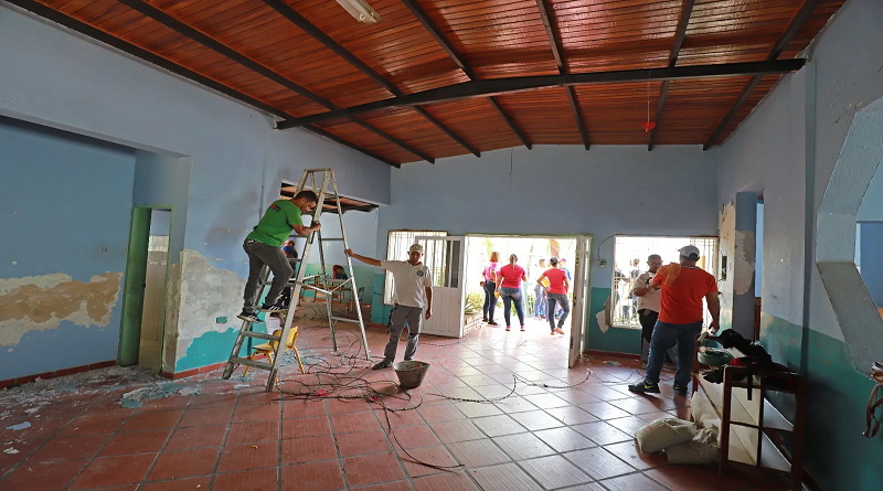 ESCUELAS