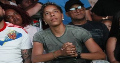 Yulimar Rojas disfrutó del triunfo de la Vinotinto desde Plaza Venezuela