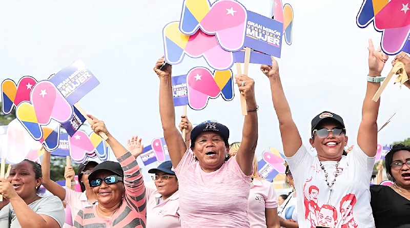 Mujeres y jóvenes emprendedores del país recibirán finamientos este 9 de julio
