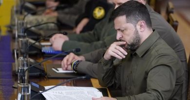 Zelenski considera acordar paz con Rusia a través de intermediarios