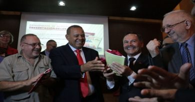 Diputado Rodolfo Sanz presentó su libro “China en la Nueva Era”