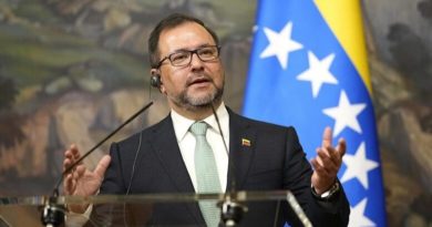 Canciller Gil rechaza “ridículas amenazas” de Laura Richardson contra Venezuela