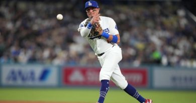 Miguel Rojas se da su lugar con los Dodgers de los Ángeles