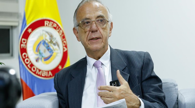 Ministro de Defensa de Colombia denuncia plan para atentar contra presidente Petro