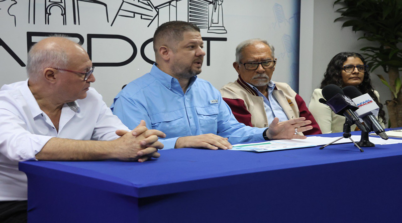 Crean alianzas para capacitar a comerciantes y emprendedores de Aragua