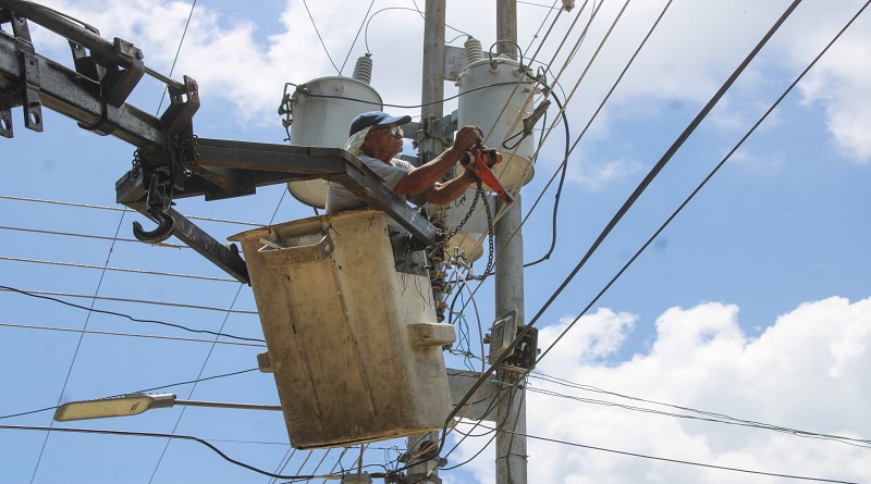 Comuna Aristóbulo Istúriz elabora proyecto eléctrico electo en Consulta Popular