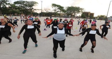 Más de 200 personas participan en maratón de bailoterapia en Maturín