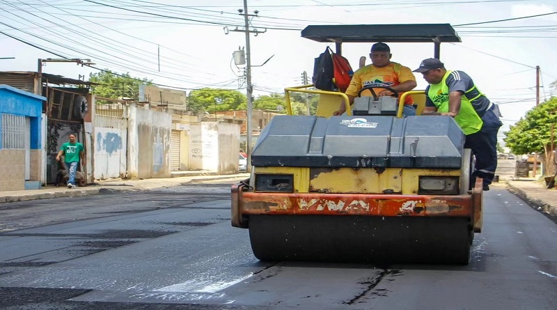 Avanzan obras de asfaltado en estado Falcón