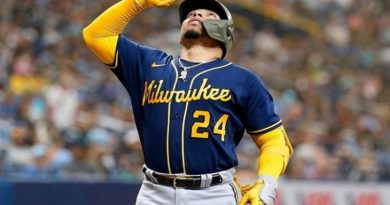 William Contreras comandó el ataque de Cerveceros en triunfo sobre Cardenales