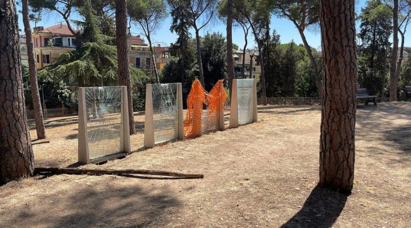 Venezuela denuncia ataque fascista en monumento de "Simón Bolívar" en Roma
