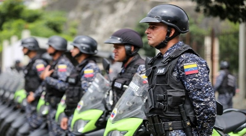 policias