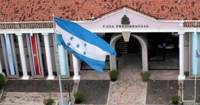 Honduras rechaza injerencia de EE.UU tras reunión con G/J Vladimir Padrino López