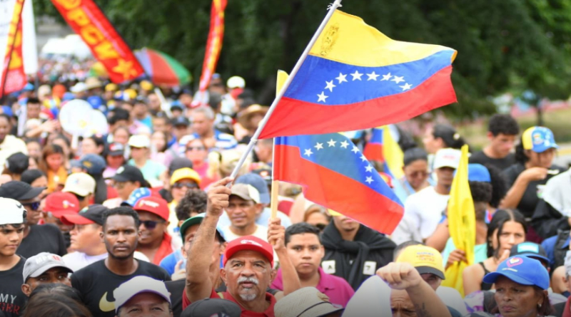 Diosdado Cabello: "El pueblo siempre es bien recibido en el Palacio de Miraflores"
