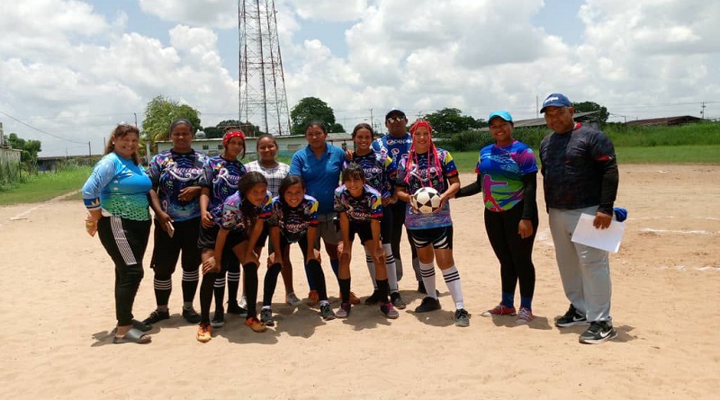 Jóvenes de Monagas participan en campeonato vacacional de Kickingball
