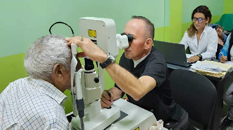 Realizan jornada de evaluación post-operatoria de cataratas en Barinas