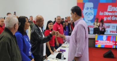 Presidente Maduro insta a construir tres anillos de fuerza para construir el socialismo