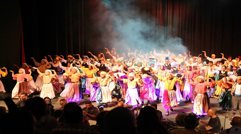 Presidente Maduro felicita al teatro juvenil César Rengifo en su 11º Aniversario