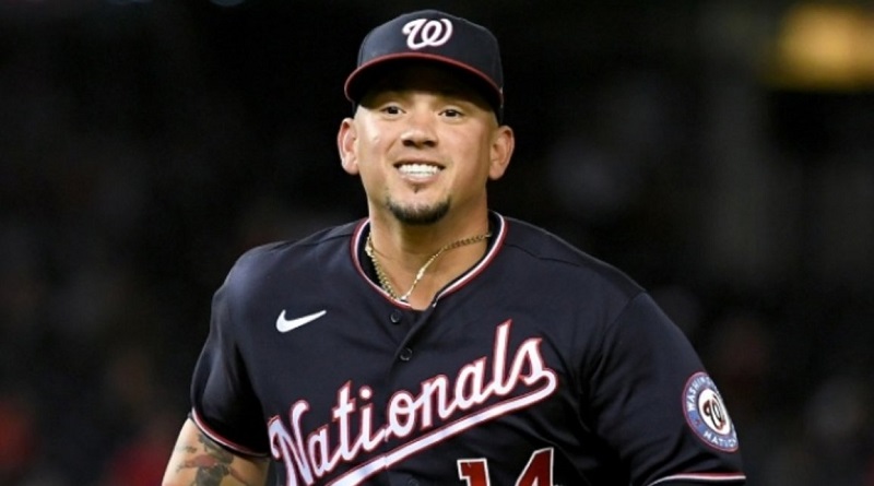 Washington premia a Ildemaro Vargas por su entrega y pasión por el béisbol
