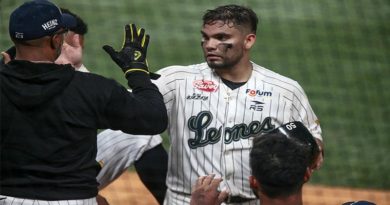 Leones del Caracas refuerza su bateo con Eliézer Alfonzo en la LVBP