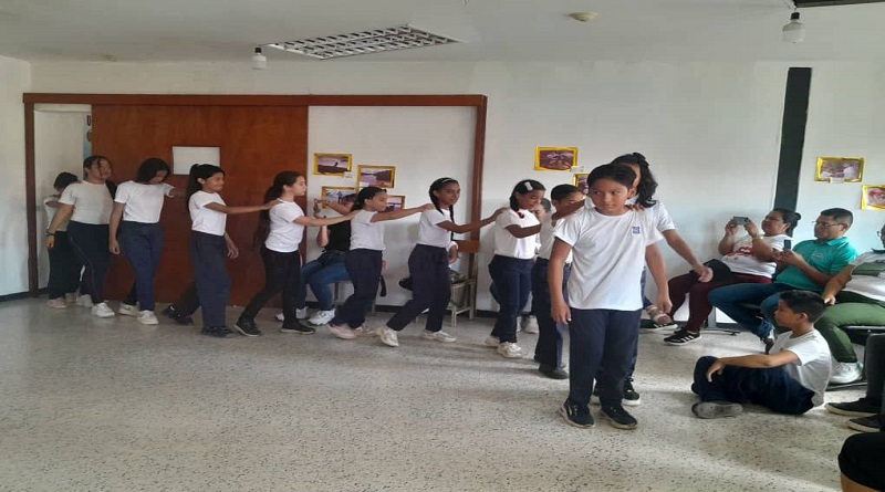 Taller de teatro "Echa tu Cuento" inspira a niños, niñas y adolescentes en Amazonas