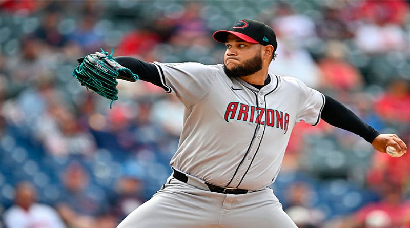 Eduardo Rodríguez vuelve al triunfo con Arizona y supera al “Kid”