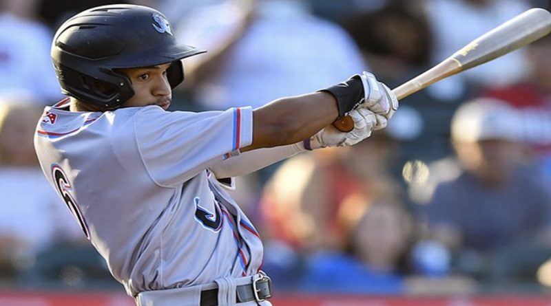 Venezolano Javier Sanoja debutó los Marlins de Miami