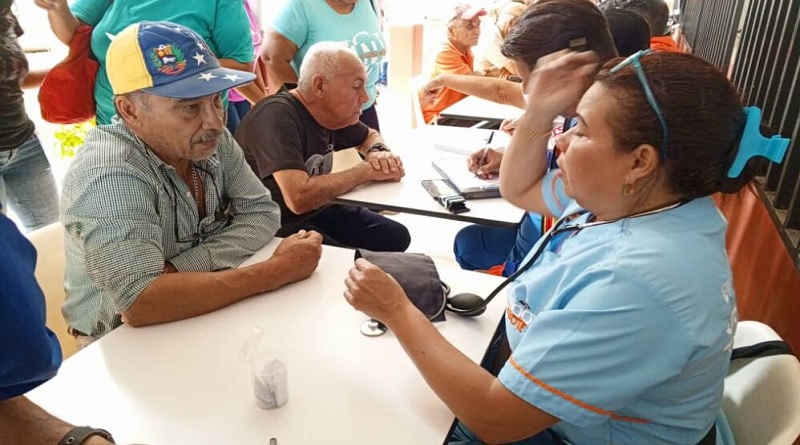 Adultos mayores de Aragua recibieron atención médica especializada