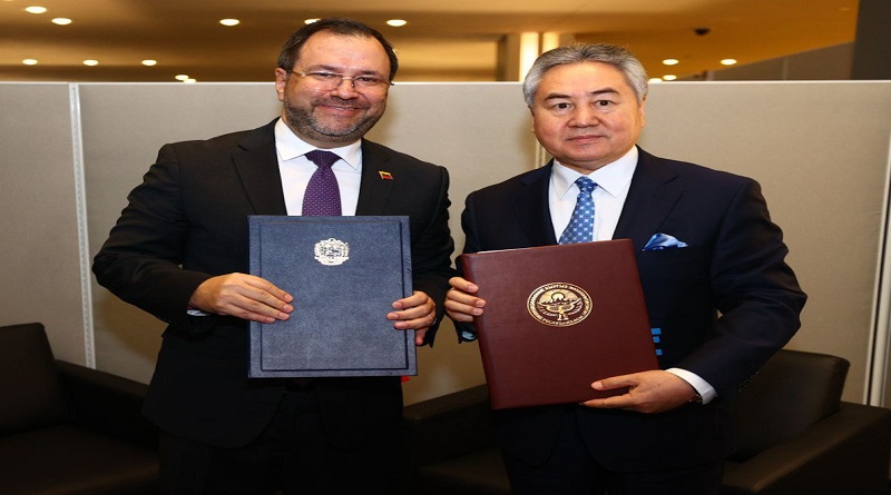 Canciller Yván Gil firmó acuerdos bilaterales con el Canciller de Kirguistán