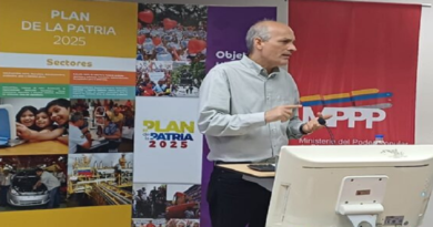 Poder Popular desarrolla debate para exponerlos en Congreso del Bloque Histórico