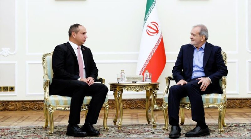 Presidente de Irán apoya adhesión de Venezuela a BRICS