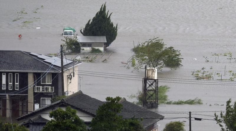 Intensas lluvias en Japón producen evacuación de casi 30 mil personas