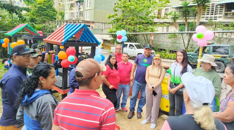 Parque infantil entregado en Miranda incentiva cuidado del medio ambiente