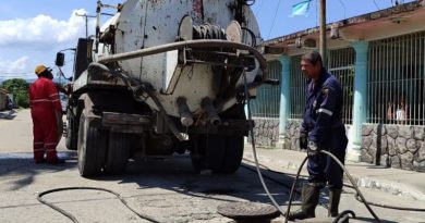 Inicia mantenimiento de bocas de aguas servidas en Yaracuy