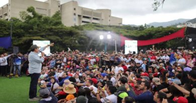 Jefe de Estado propone crear Escuela de Formación de Liderazgo para la Juventud