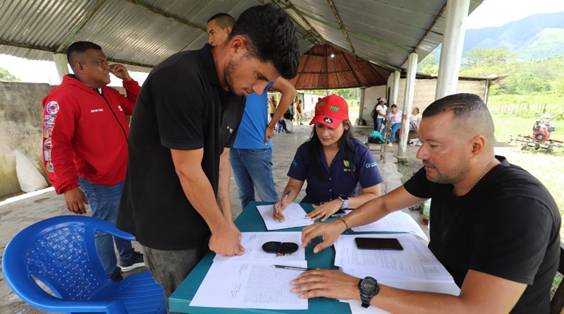 Entrega de créditos y maquinarias impulsa agricultura de Monagas