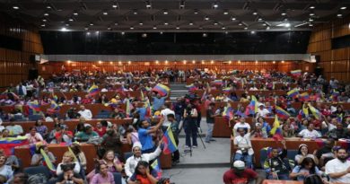 Parlamento recogerá propuestas para combatir el fascismo