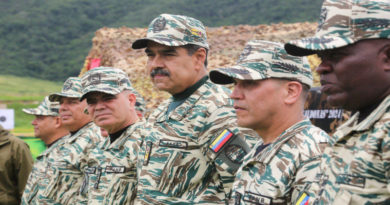 Presidente Maduro ordena readecuación de sistemas de defensa