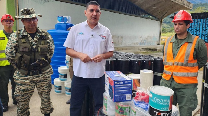 Entregan materiales a Bricomiles para rehabilitar escuelas en Mérida