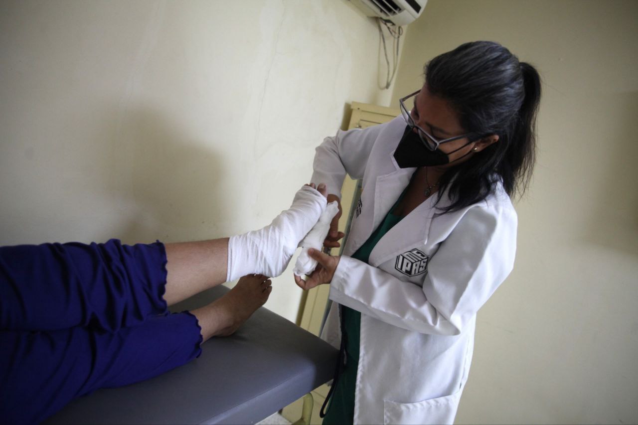 Jornada "Por Amor a mi maestro" atiende a 900 docentes de Monagas