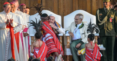 Papa Francisco llega a Timor Oriental en su gira por Asia y el Pacífico