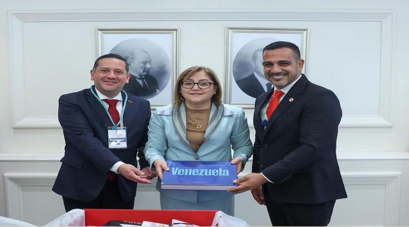 Türkiye y Venezuela firman alianza para impulsar economía y turismo
