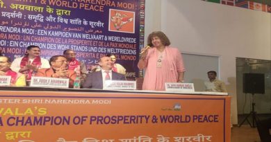 enezuela asiste a exhibición fotográfica en honor a Narendra Modi en India