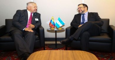 Canciller Gil reafirma acuerdos de integración con Honduras y México