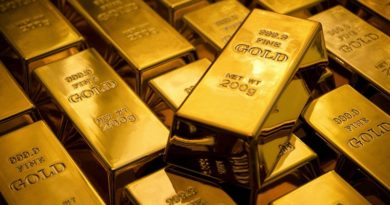 Oro comienza la semana en alza y marca un récord histórico