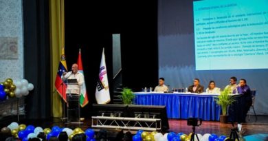 Desarrollan simposio por el Día Internacional por la Paz en Caracas