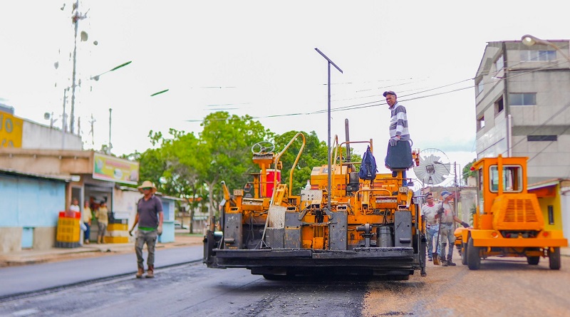 Aplican renovaciones a pista de atletismo del Polideportivo de Maturín