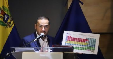 Anuncian construcción de una agenda de trabajo con sectores universitarios