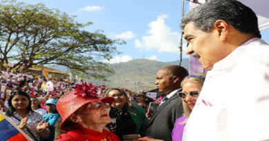 Venezuela destaca legado de "Caperucita Roja” tras su paso a la inmortalidad
