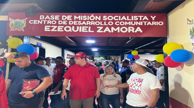 Inicia transferencia de Centros de Desarrollo a comunas de Valencia