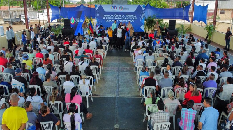 Más de 200 títulos de propiedad reciben habitantes de Ciudad Guayana